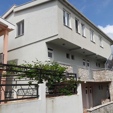 דוברה וודה Apartments Vila Kurtagic מראה חיצוני תמונה